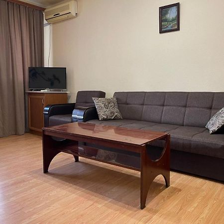 Apartment In Yerevan, Centre Экстерьер фото